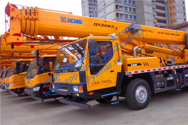 XCMG 20 ton truck crane with 5 section booms