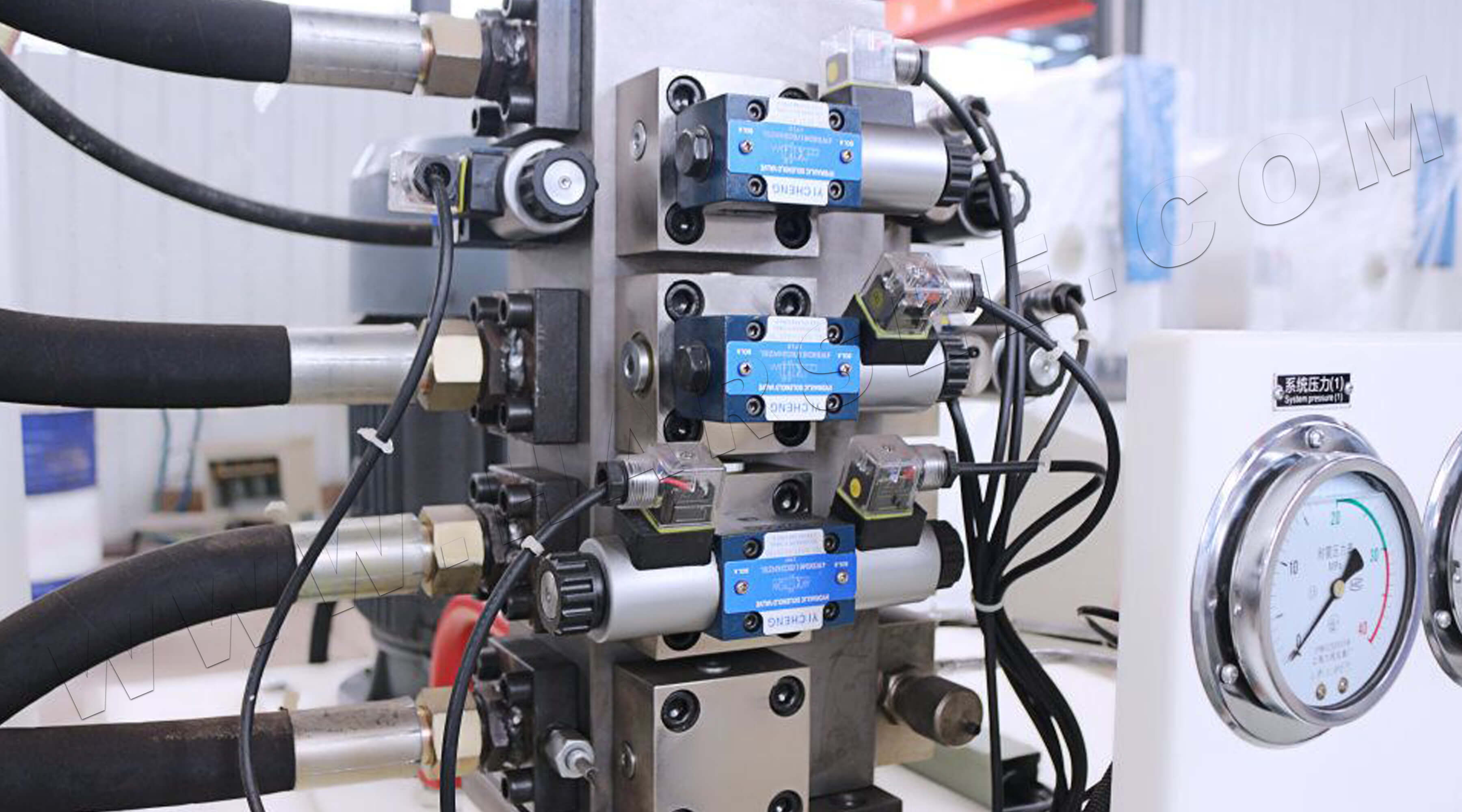 Causes of valve stuck in hydraulic system of hydraulic press machine