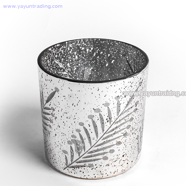  cylindrical electroplated gold glass candle shade for Christmas day