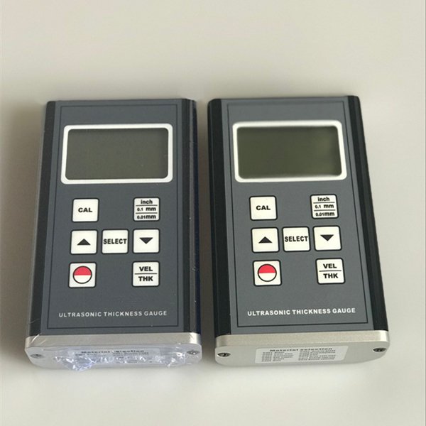 Qual é o sensor de vibração piezoelétrico?