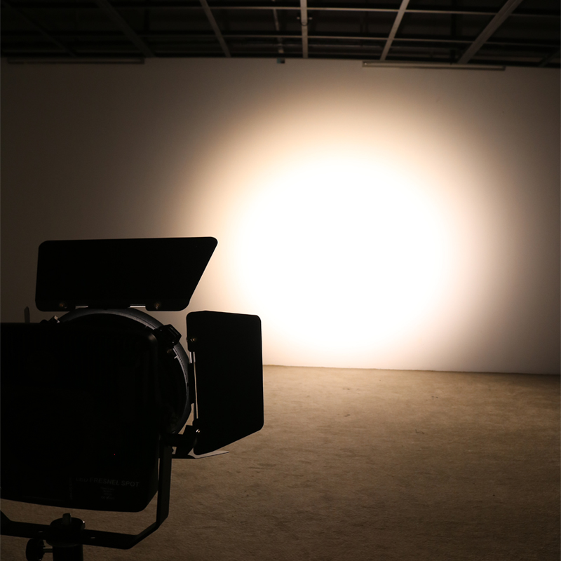 TH-351 200W LED折叠聚光灯 