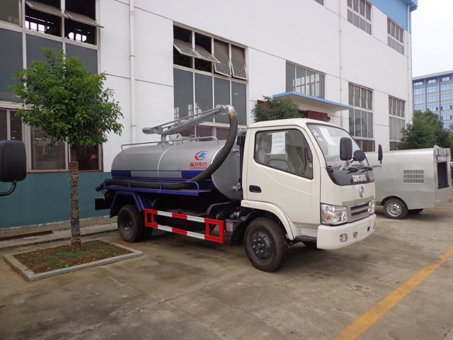 2WD 6 carro fecal de la succión del vacío de las ruedas 5tons Dongfeng 4x2