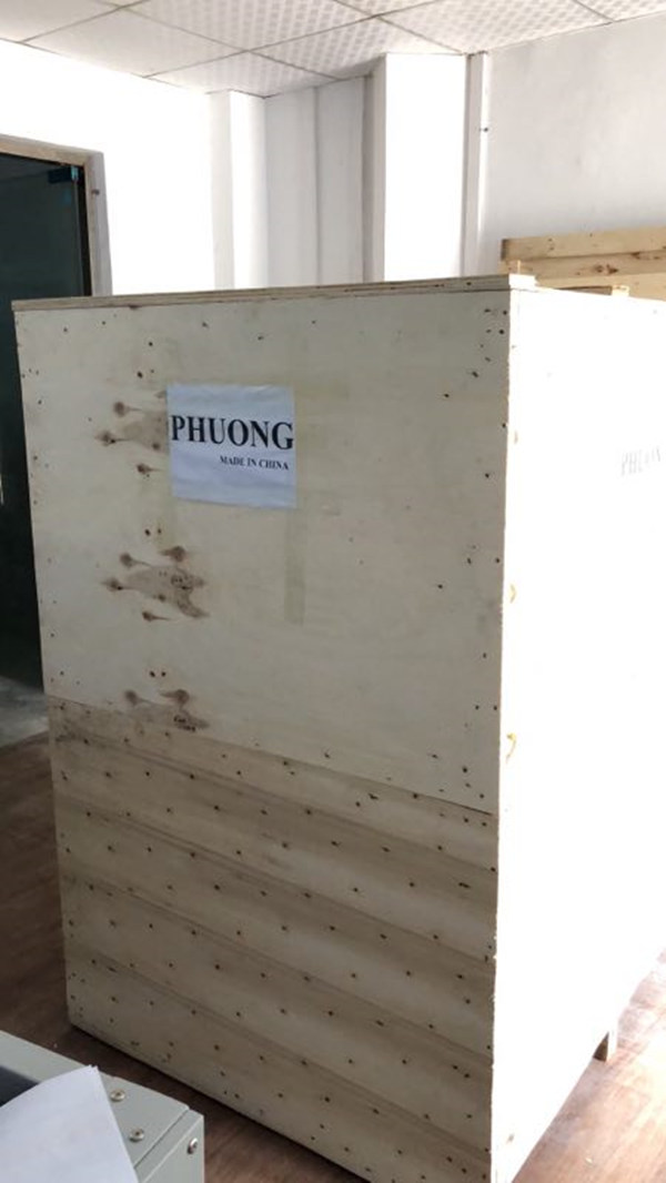 Ultrasonic Tube Filling Sealing Machine Package