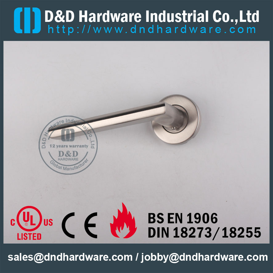 D & D Hardware- Europa Design decorativo SS304 alça sólida DDSH023
