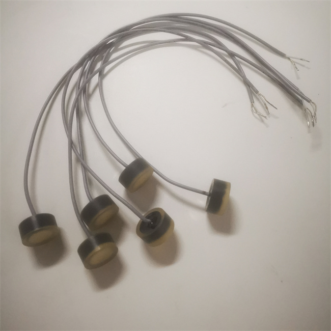 Transductor ultras&oacute;nico para medidor de flujo de l&iacute;quido ultras&oacute;nico