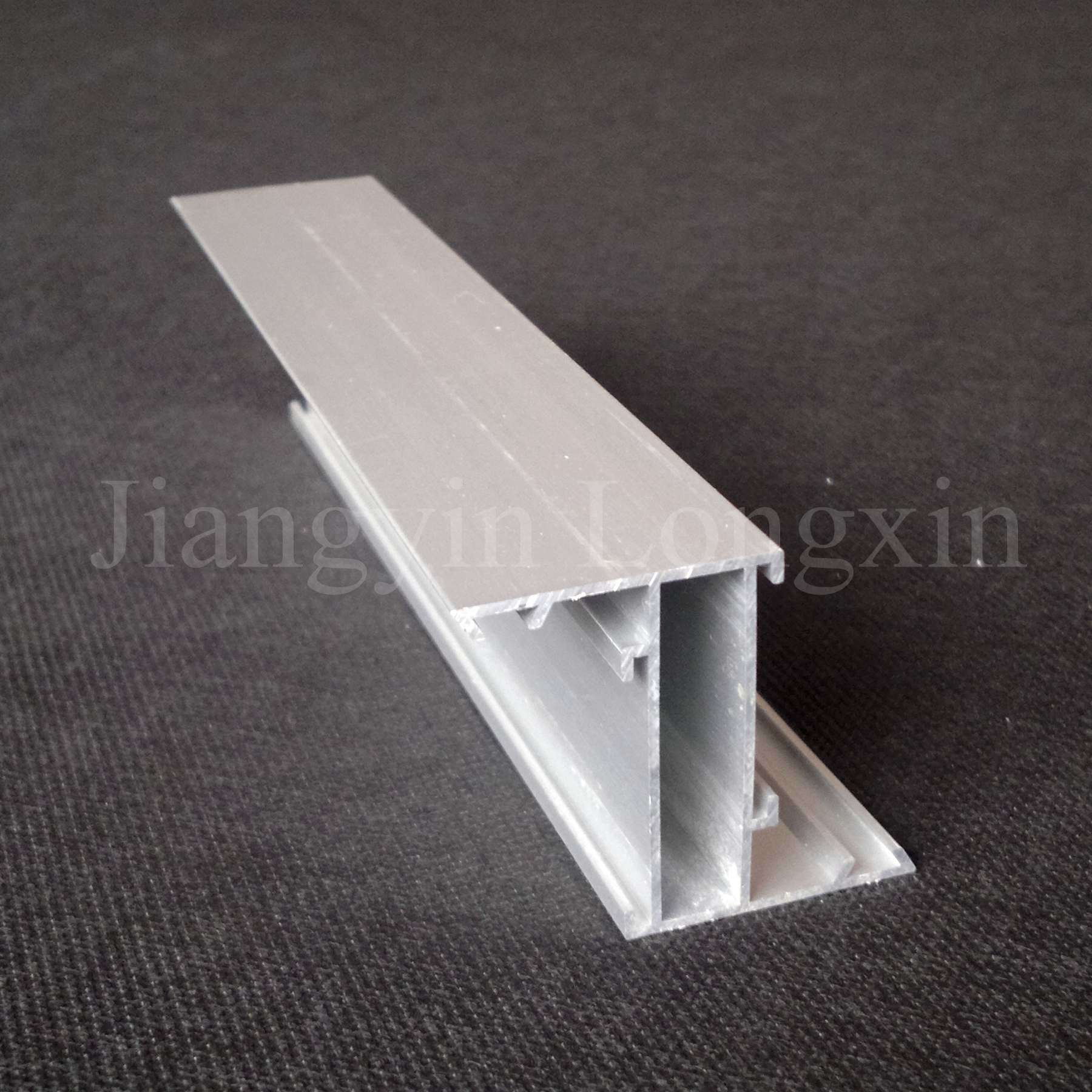 Silver Anodized Aluminium Extrusion for Windows and Doors