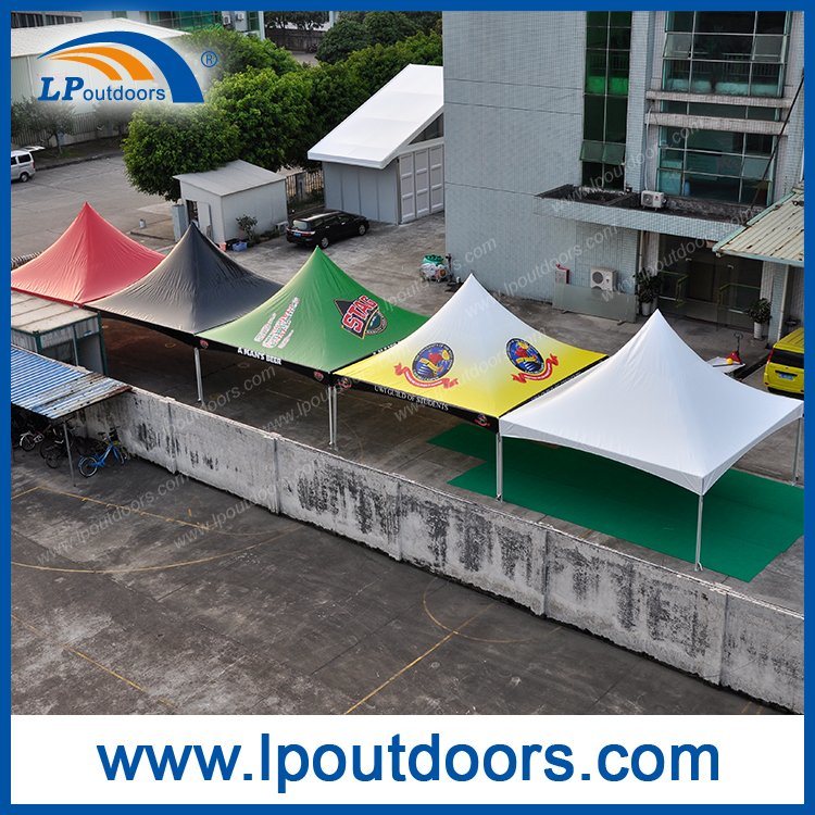  Carpa con marco personalizado de 20' X20' para publicidad de eventos