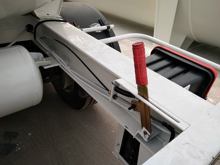 acoplado 08.jpg del petrolero de 25tons lpg