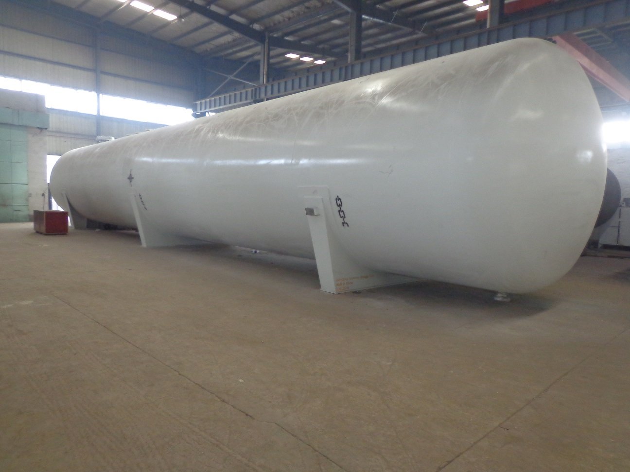 El tanque de almacenaje horizontal estándar de ASME 100MT 100Tons 200M3 200000Liters LPG para África