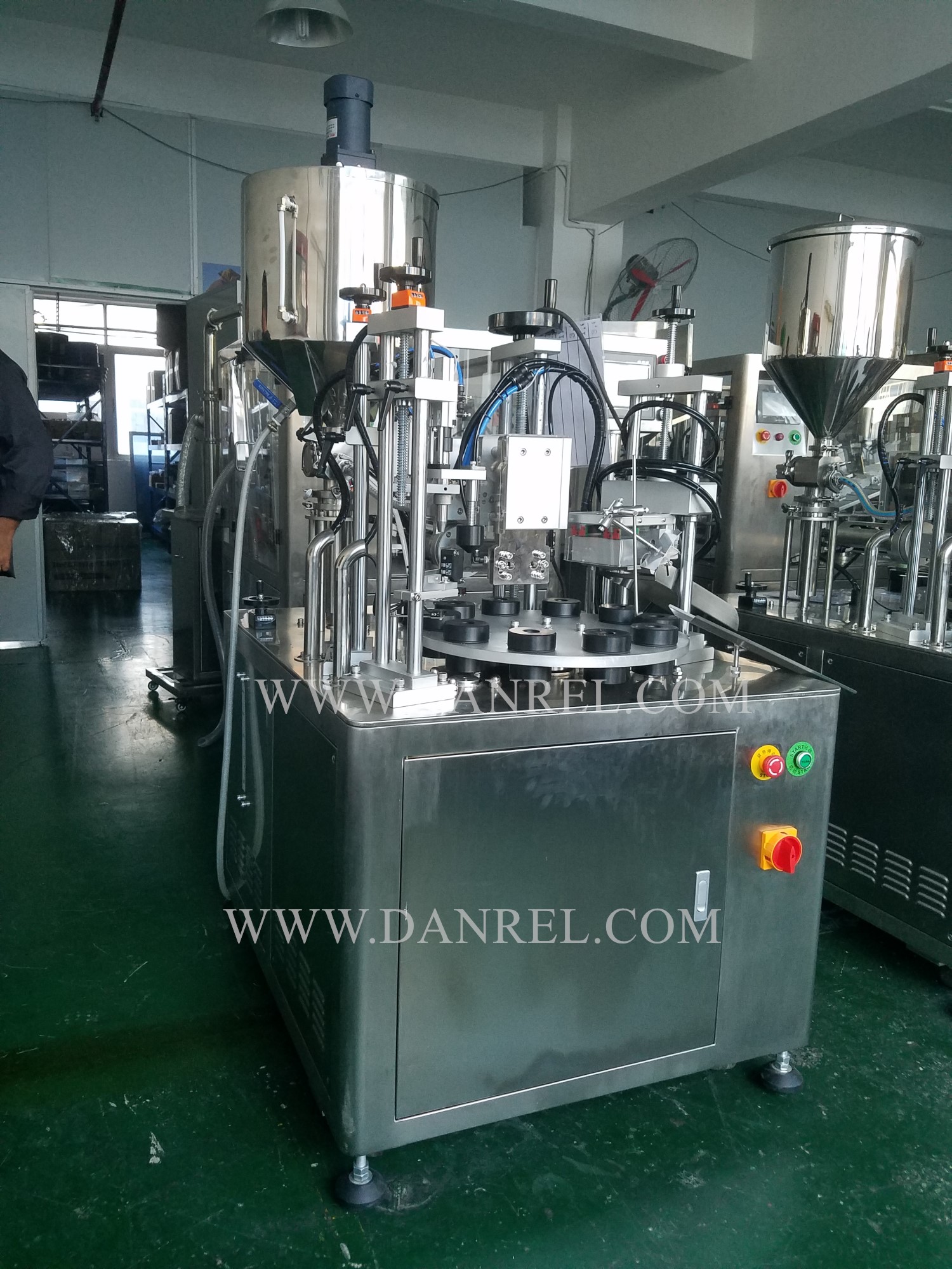 Ultrasonic Plastic Tube Filling Sealing Machine