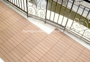 Suelo al aire libre compuesto pl&aacute;stico de madera impermeable del Decking de la buena calidad WPC