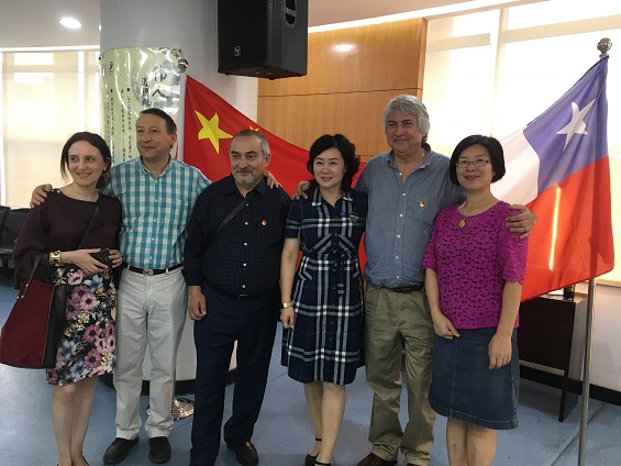 Greetools nehmen an der Unterzeichnungszeremonie Chile teil