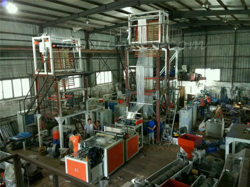 Fully automatic film blowing - bag making - folding production line