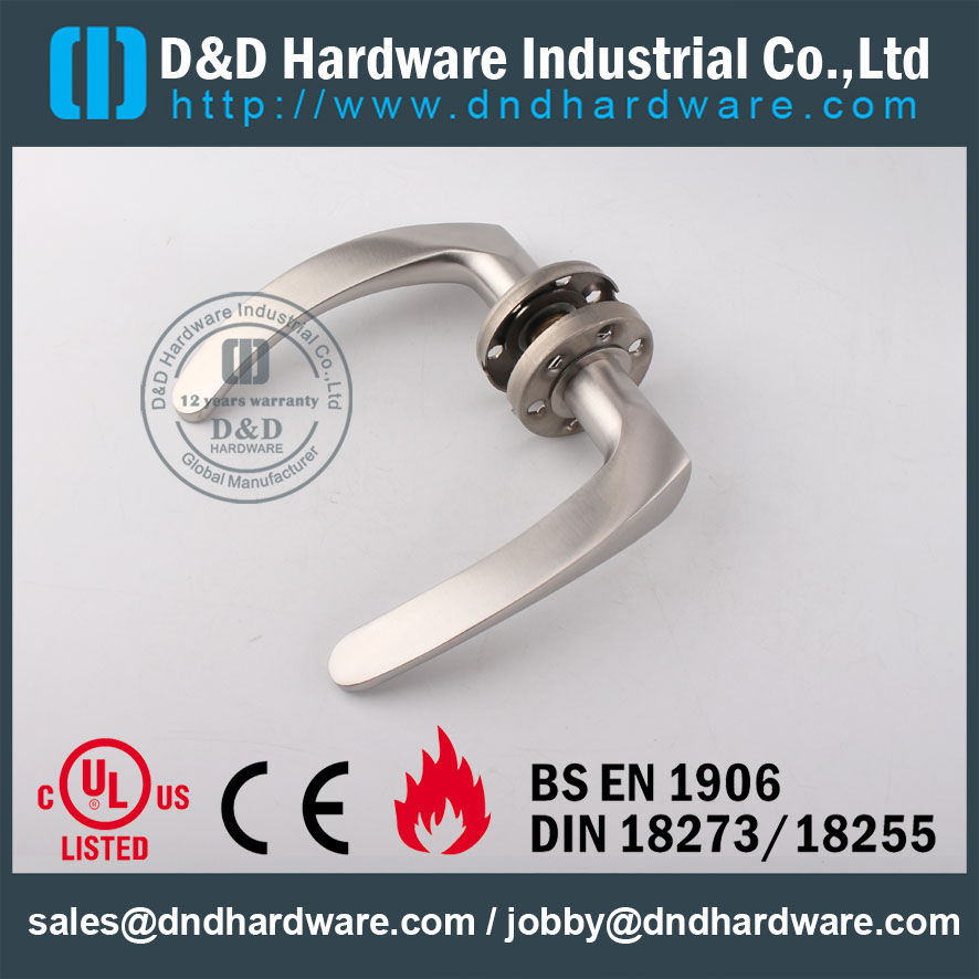 D & D Hardware-Investment Cast Maçaneta da porta DDSH013