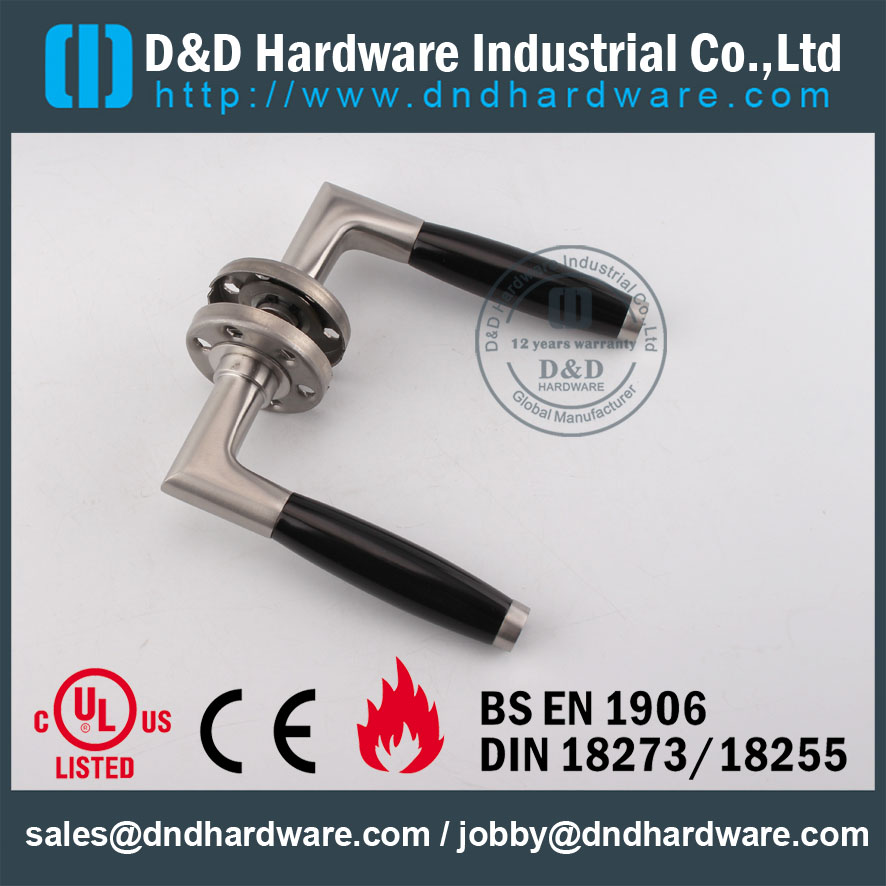 Stainless Steel 316 Desainer Interior Solid Lever Handle untuk Metal Doors-DDSH049