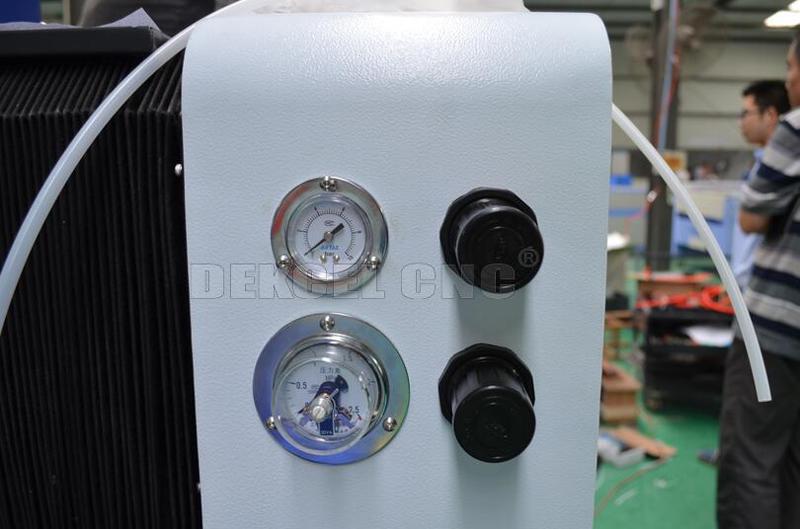 calibrador de presi&oacute;n de la cortadora del laser de la fibra