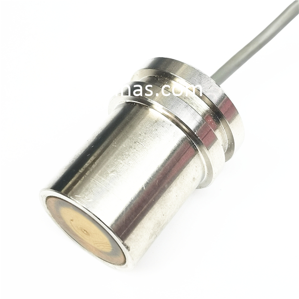 Cuesta de 1 mHz en sensor de transductor ultras&oacute;nico para medidor de flujo ultras&oacute;nico