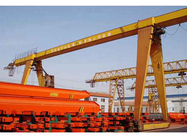 Six rules for operating gantry cranes - Henan KuangShan Crane Co., LTD