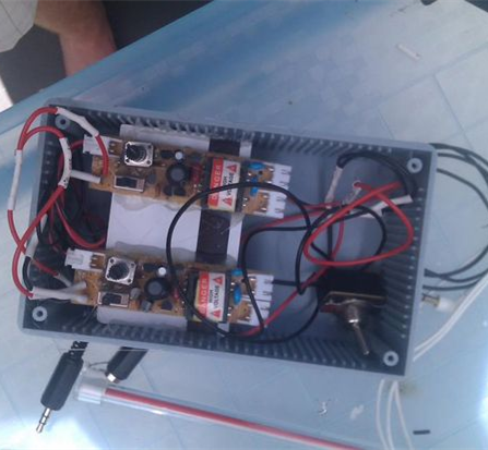 Membrana cerâmica piezoeléctrica porosa polarizada de PZT