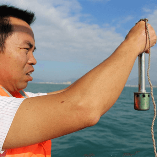 Efecto de la temperatura de la polarización en las características piezoeléctricas (二)