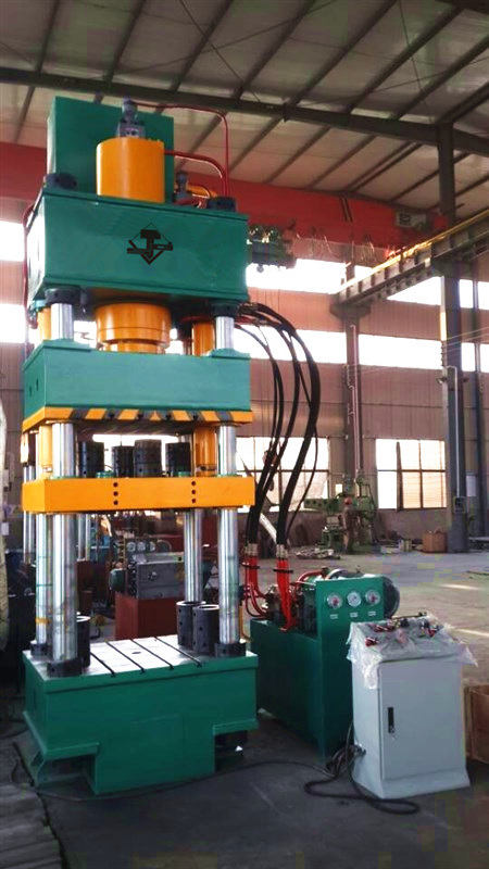 双动液压绞压力机（Y28-150 / 200）