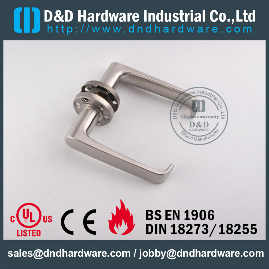 D & D Hardware-Grade 304 Door Solid lever menangani DDSH036