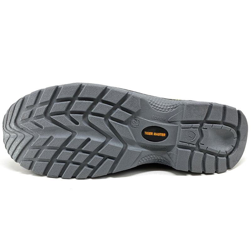 TM2005 SAFETY SHOES sole