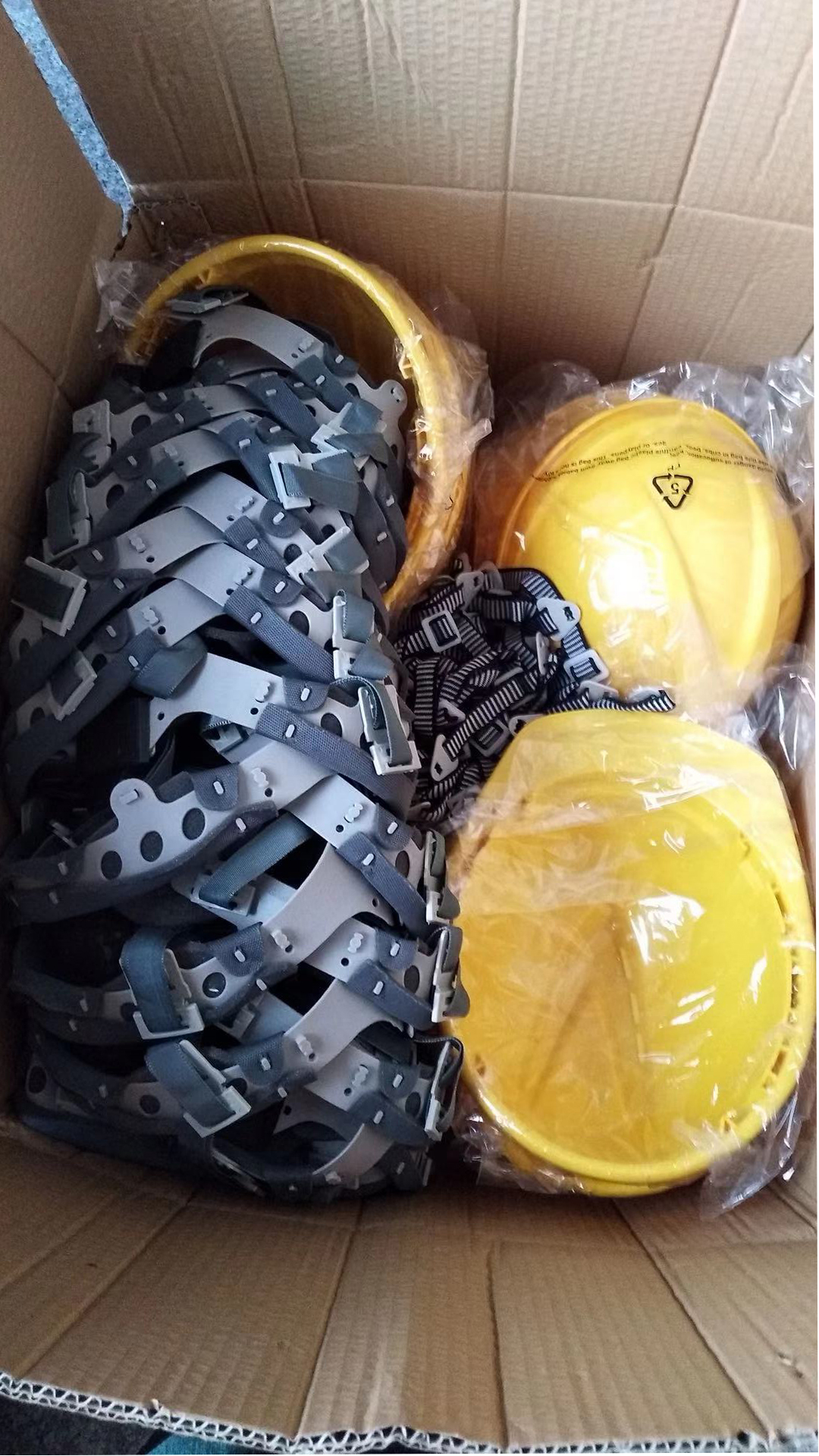 safety helmet packing 3