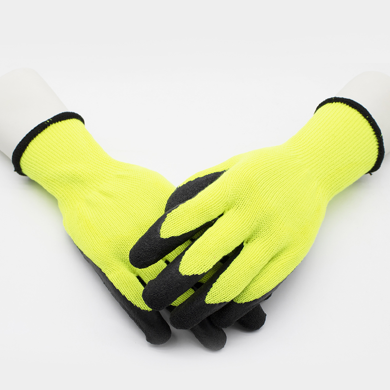HSLX18 LATEX GLOVES 3
