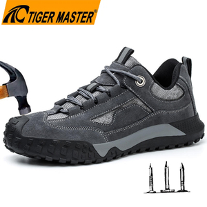 Anti-slip Rubber Sole Grey Suede Safety Shoes with Steel Toe