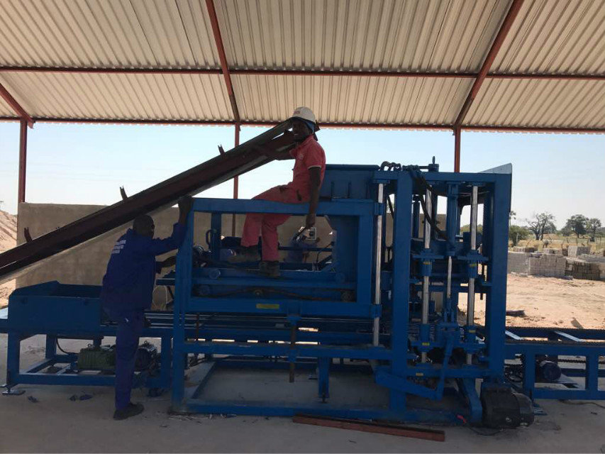 纳米比亚QTY6-15 block machine in Namibia (16)