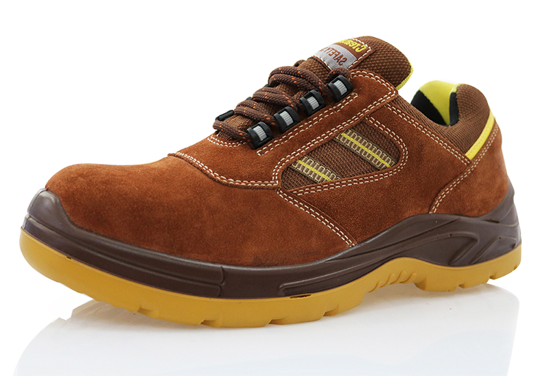 Low ankle sport type safety shoes for men