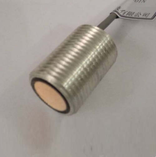 ¿Cómo es un transductor piezoeléctrico hecho de