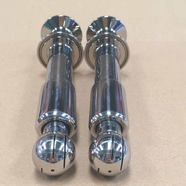 Вращающаяся распылительная головка с двойным зажимом для систем CIP