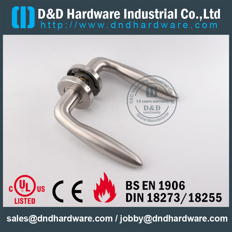 Perangkat Keras & D-Eropa Cor SS304 Solid lever handle DDSH024