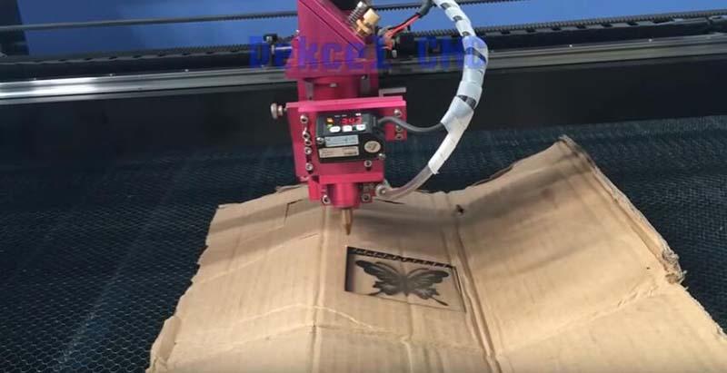 material no plano del cortador del laser del CNC