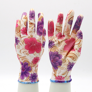 Anti Slip Waterproof Women Fashionable Floral Nitrile Garden Gloves