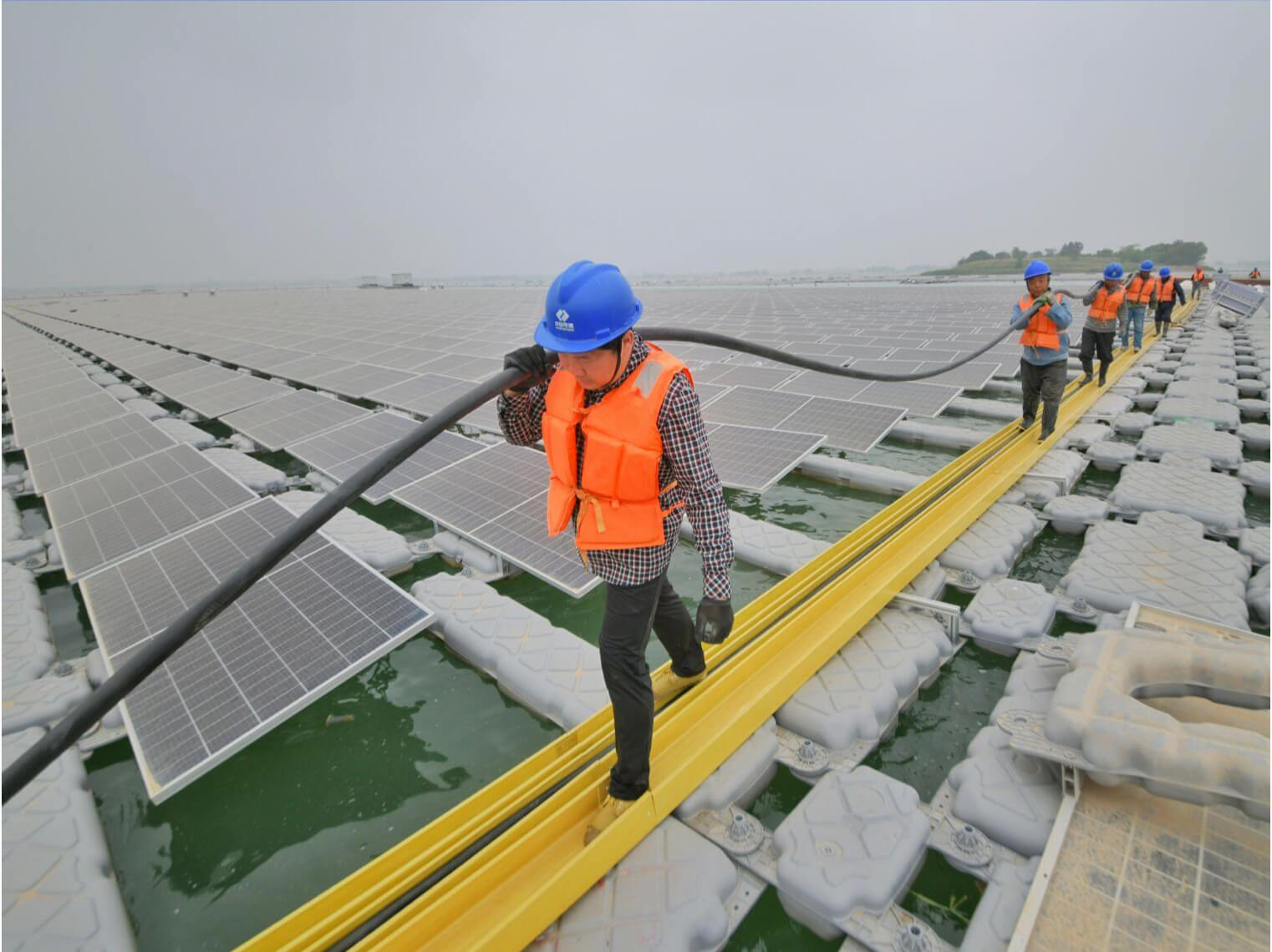 Instalaci&oacute;n solar marina-3