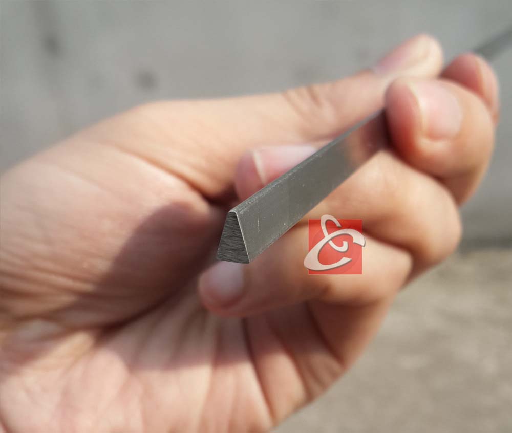 ss triangle bar