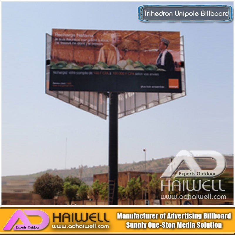 High-Way Trihedron Unipole Advertising Billboard Construction en venta