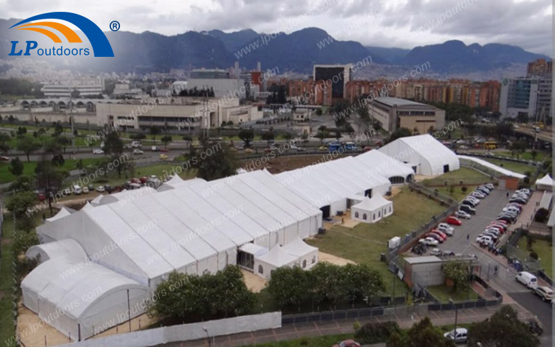 Tienda grande de marquesina para evento de feria (1)