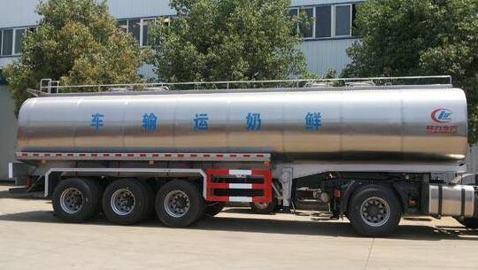 De CLW 3 de los árboles del acero inoxidable del alimento del transporte acoplado líquido semi 30.000 litros de acoplado del depósito de leche para la venta
