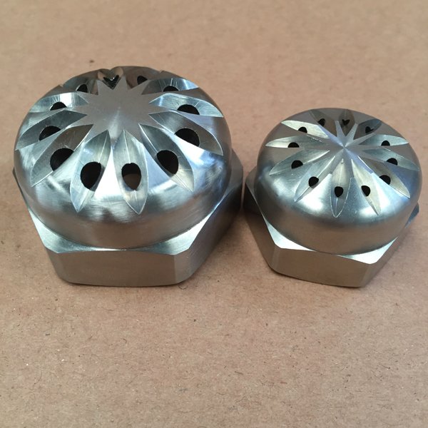 Форсунка для плотного тумана с небольшими каплями и множеством плоских вееров