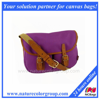Fashionable Canvas Crossbody Messenger Bag