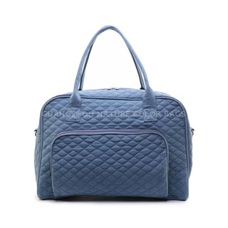 SP7087 Medium quilted travel duffle gym bag for hiking camping