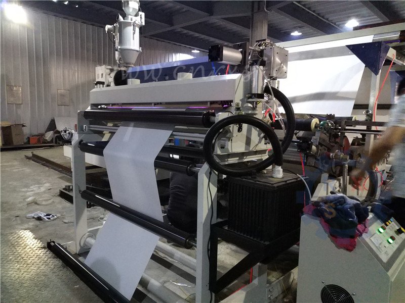 Paper and paper extrusion laminating machine for poker paper