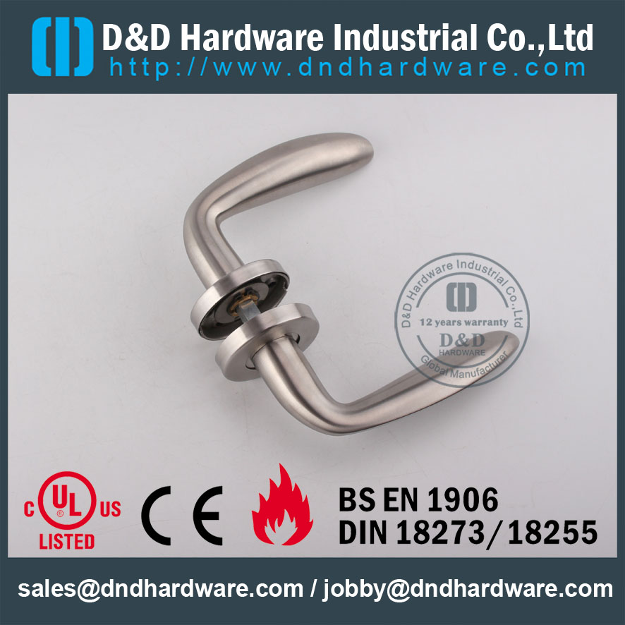 D & D Hardware-EN1906 SS304 maçaneta da porta sólida DDSH019