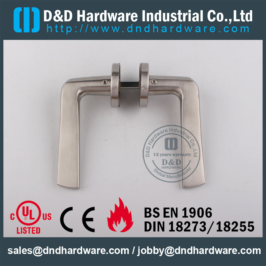 D & D Hardware-aço inoxidável 304 porta sólida DDSH022