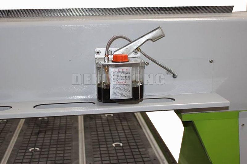 sistema lubricante del ranurador del CNC con rotatorio