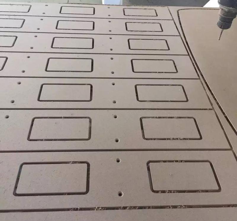 madera del corte del ranurador del CNC